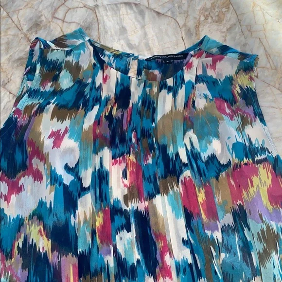 W118 by Walter Baker in a size Small. Colorful Sleeveless Blouse Small - Picture 5 of 12